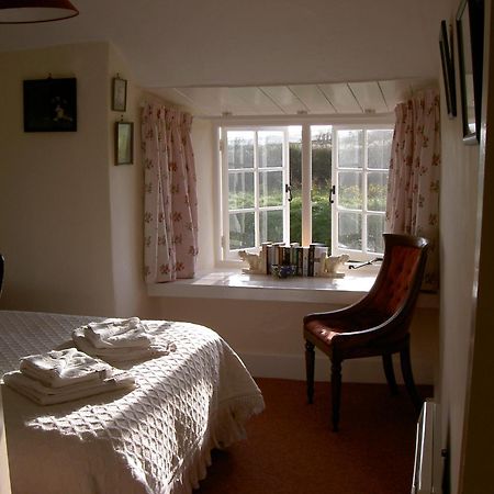 Lower Tresmorn Farmhouse Crackington Haven Extérieur photo