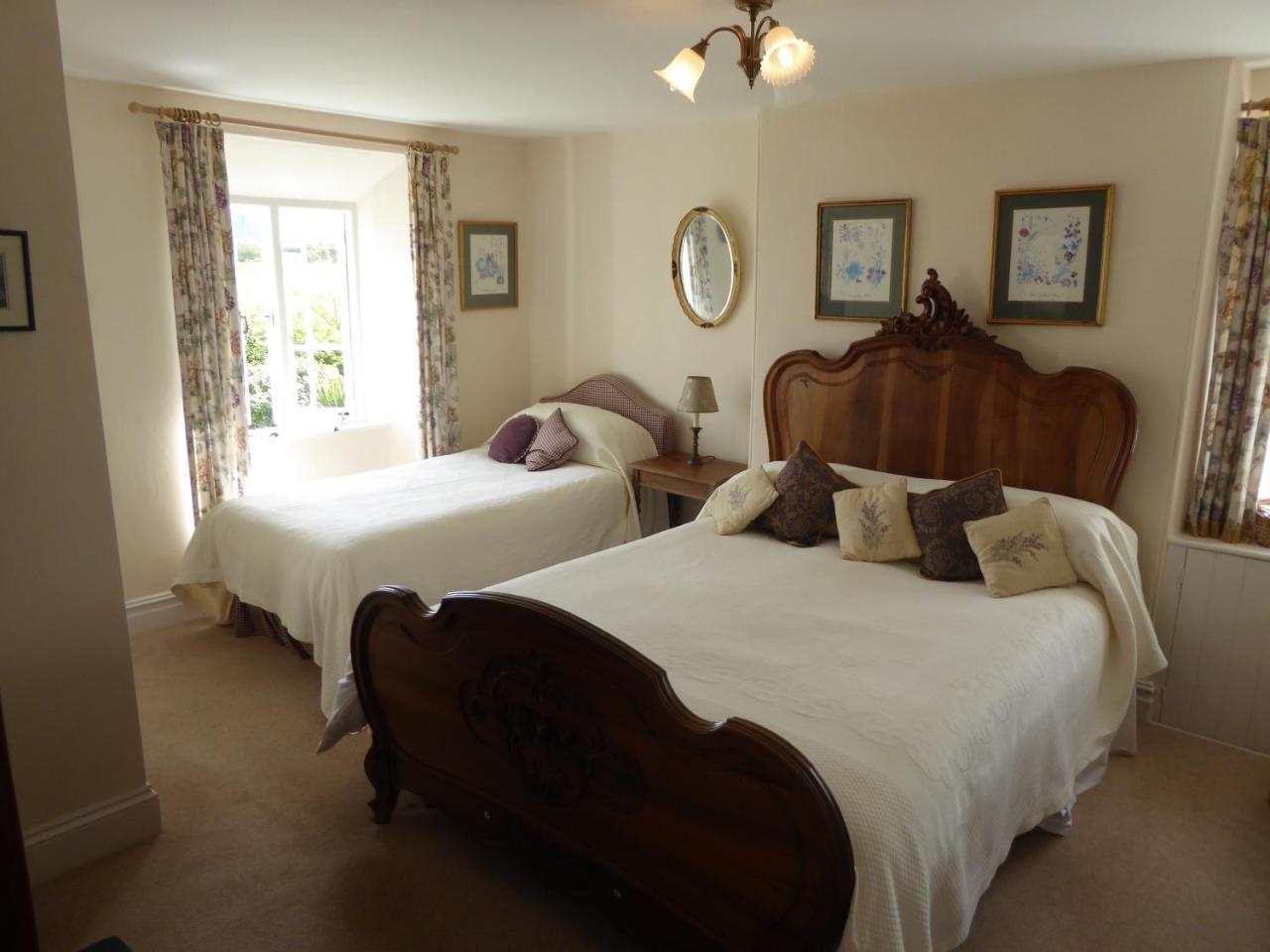 Lower Tresmorn Farmhouse Crackington Haven Extérieur photo