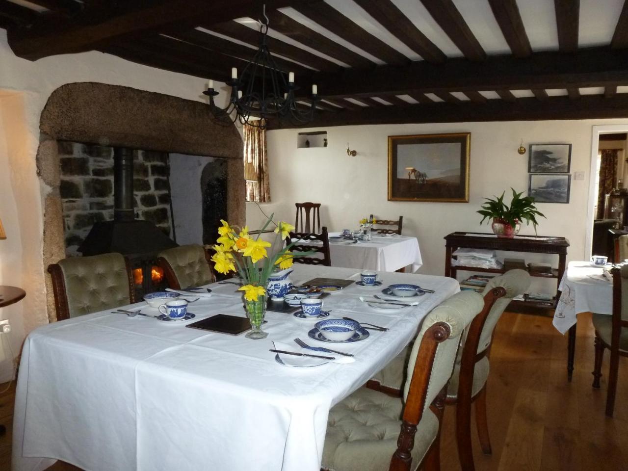 Lower Tresmorn Farmhouse Crackington Haven Extérieur photo