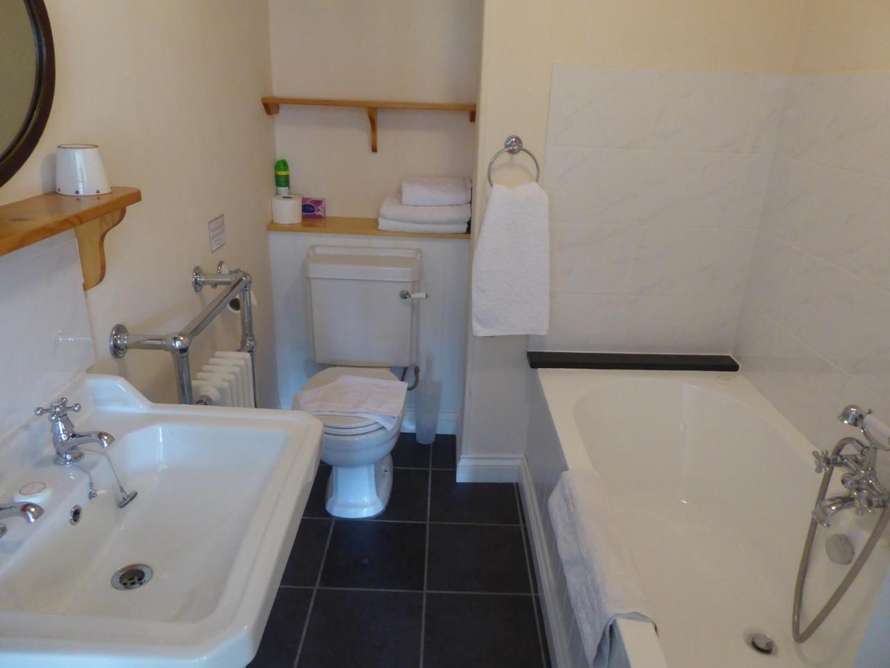 Lower Tresmorn Farmhouse Crackington Haven Extérieur photo